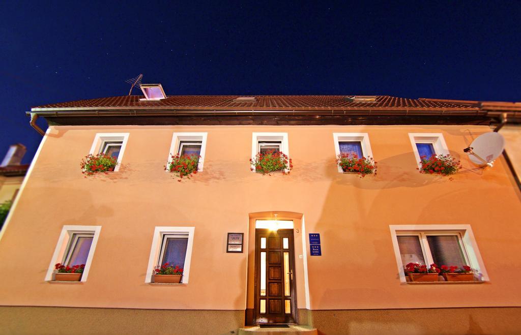Apartment House Lalita Fužine Esterno foto